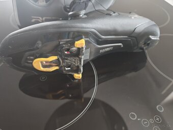 Tretry Shimano RC7 - 4