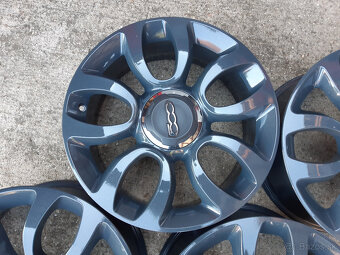 5x98  17"  Fiat 500L (Peugeot 807) - 4