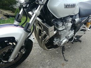 Yamaha XJR 1300 9300 KM Top stav - 4