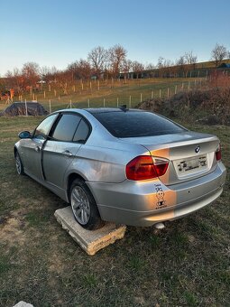 BMW e90 320D - 4