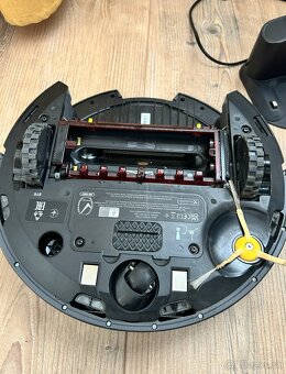 Cena dohodou - iROBOT Roomba 976 s dokovacou stanicou - 4