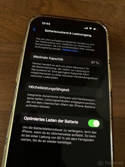 Apple Iphone 15 Pro Max - 4