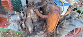 Malotraktor, silný motor s kypričom pôdy - 4
