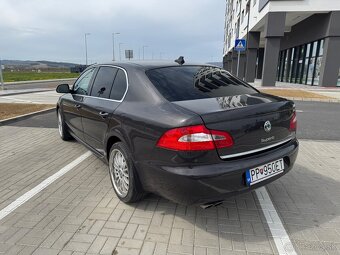 Škoda Superb 2 2.0 TDI CR 125kw Elegance - 4