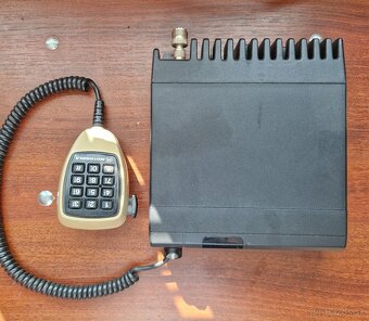 Motorola Radius GM300 - 4