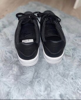 Nike Air Force 1 - 4