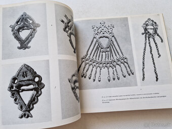 Ludové šperky na Slovensku 1972 Johnová šperkárstvo - 4