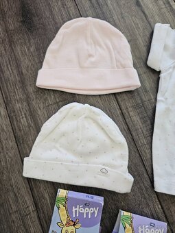 Balíček oblečenia pre dievčatko veľ. 56 - 4