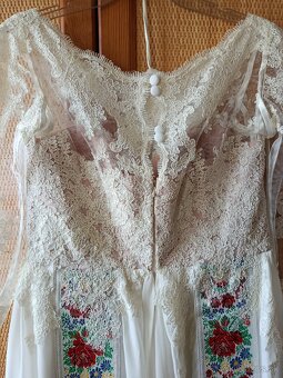 Svadobné šaty s ľudovým motívom - veľ.40-42 - 4