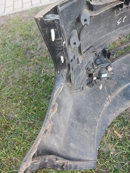 Predny naraznik audi A4 b7 2006 - 4