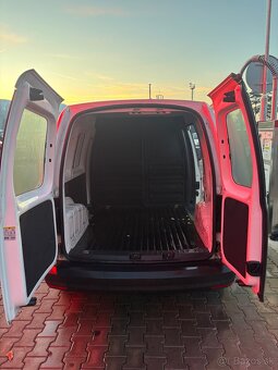 Volkswagen Caddy 2,0 TDI rv.2017 (Možný odpočet DPH) - 4