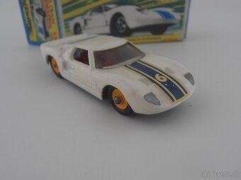 Ford GT, Maserati 4 CLT - 4