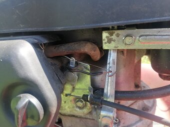 Benzínová kosačka MTD - 4
