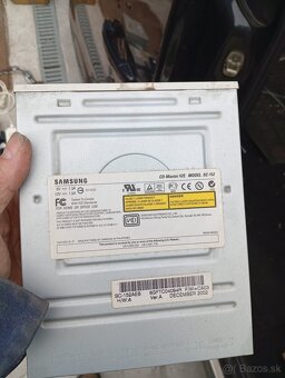 Predám staré CD mechanika z počítača - 4