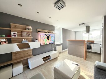Nadštandardne prerobený 4 izbový byt s balkónom - 4
