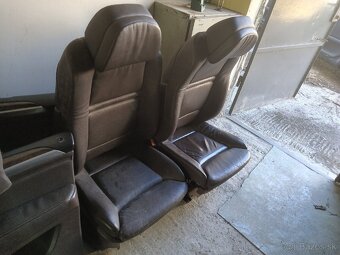 Predám náhradné diely BMW X5 e70 predfacelift - 4