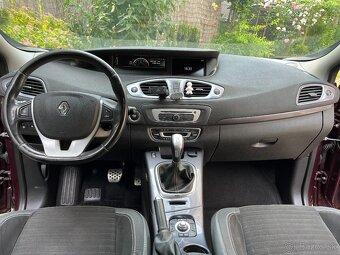 Renault Mégane Scénic 1.5dCi X-MOD - 4