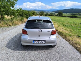 Toyota Yaris 1,3 A/T VVT-I SOL 3D - 4