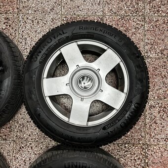 Predám 195/65 r15 - 4