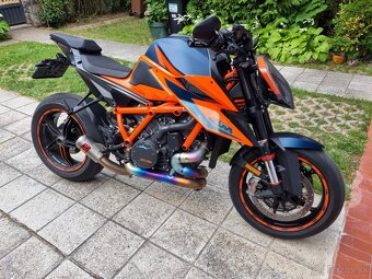 KTM SUPERDUKE R 1290 - 4