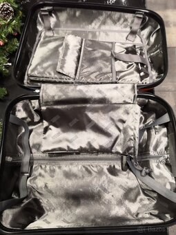 Ponúkam pekný detský kufor - 4