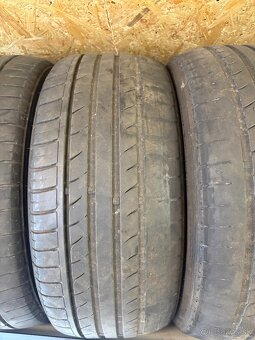 225/45 r17 - 4