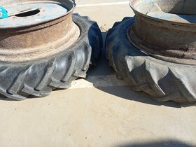 Predám traktorove pneumatiky 8.3/24 šipove, na traktor, pred - 4