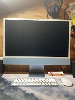 Apple iMac 24" M1 (2021) – 8 GB RAM / 256 GB SSD - 4