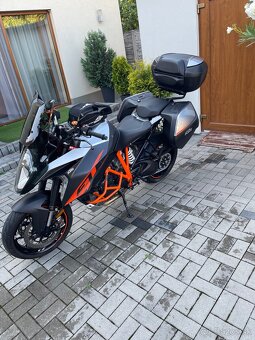 KTM 1290 Super Duke GT - 4