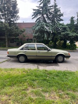 Opel rekord e 2.0s - 4