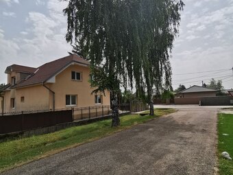42014-Dražba rodinného domu s dvoma bytovými jednotkami - 4