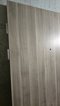 Protipoziarne vchodove dvere, sirka 95cm (lave) a 85cm (prav - 4