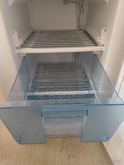 Philco mraznička GTN145DM A++ – plne funkčná, 145L - 4