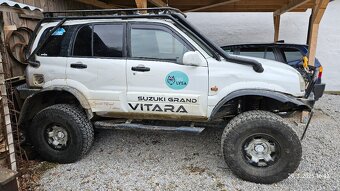 Predám offroad špeciál Suzuki vitara - 4