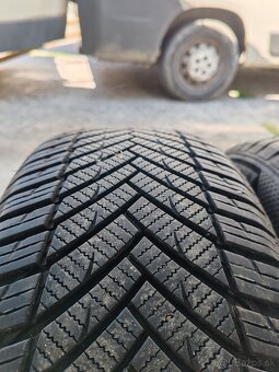 All imperial season 205 55 r17 95W - 4