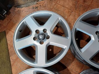 Originálne hlinikove disky Volvo R17, 5x108 - 4