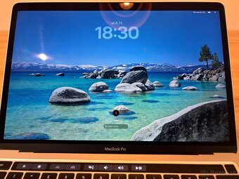 Apple MacBook Pro 13” 2020 - 4