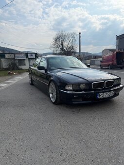 Bmw e38 750iL - 4