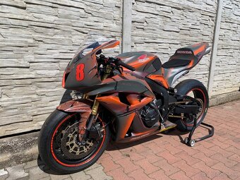 HONDA CBR 600RR - 4