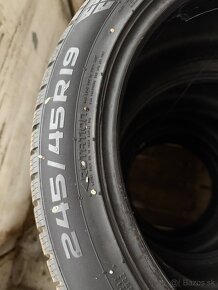 Zimné pneumatiky- Nokian wr snowroof P - 4