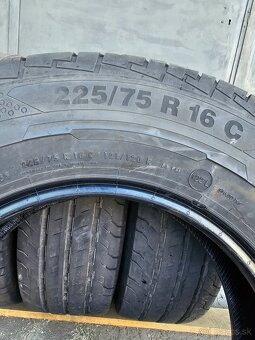 225/75r16c continental - 4