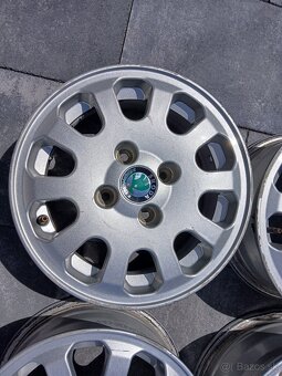 Felicia mystery 4x100 r13 - 4