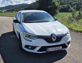 Renault Megane GrandCoupé - 4