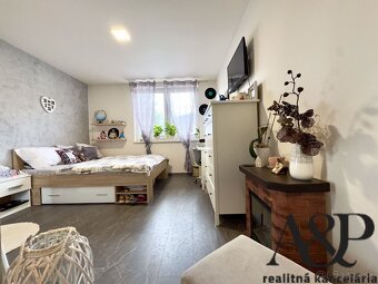 3 IZB. BYT S LOGGIOU,GARÁŽOU A ZÁHRADOU, 68M2, KOŠARISKÁ, ok - 4