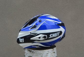 juniorská detská prilba okuliare shot bielo modrá - 4