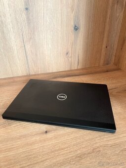 Predám dotykový dell latitude 7390 nová batéria - 4