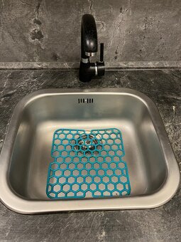 Kuchynská linka - 4