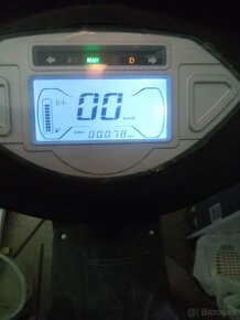 Elektro invalidný vozík-skuter - 4