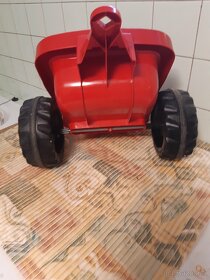 šlapací traktor - 4