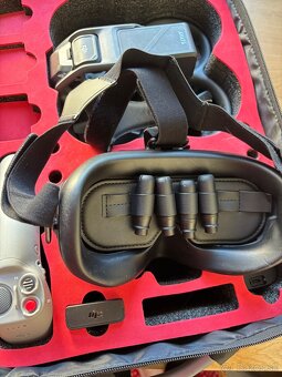 DJI avata + FPV Goggles V2 - 4